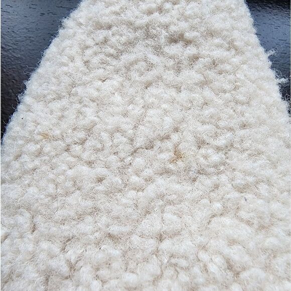 Universal Threads Sherpa Memory Foam Slippers - Picture 6 of 10